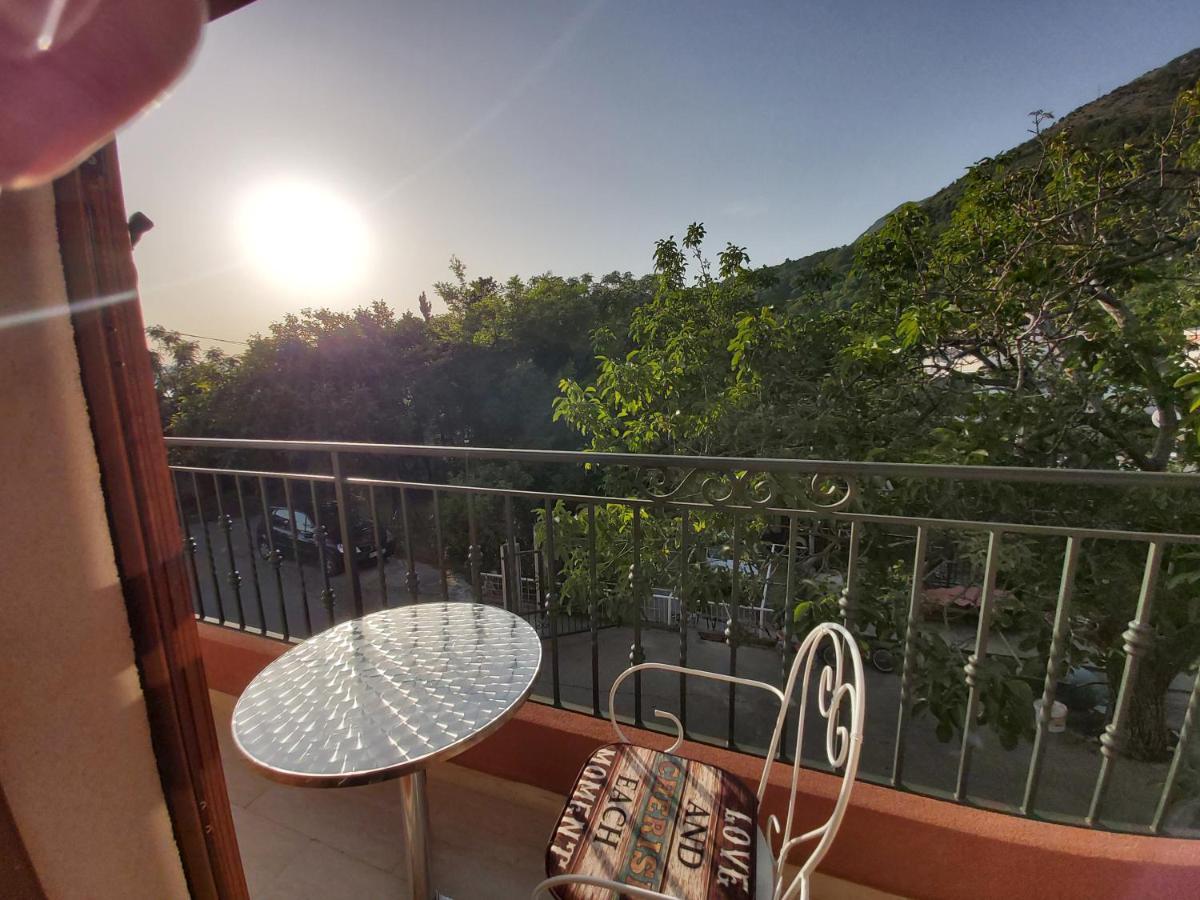Villa Nadalina 수토모레 외부 사진